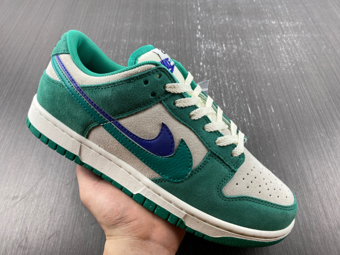 Nike Dunk Low SE 85 Neptune Green  DO9457-101
