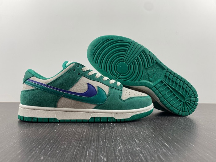 Nike Dunk Low SE 85 Neptune Green  DO9457-101