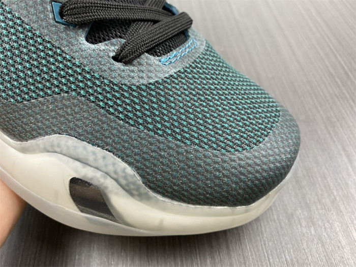 Nike Kobe 10 Flight - 705317-308