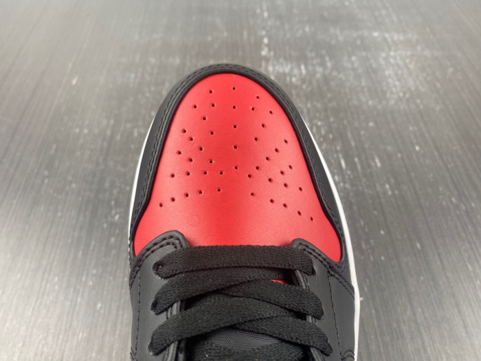 Air Jordan 1 Low "Bred Toe" 553558-066