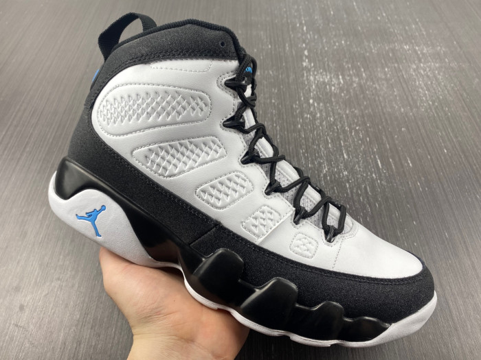 Air Jordan 9 Retro University Blue - CT8019-140