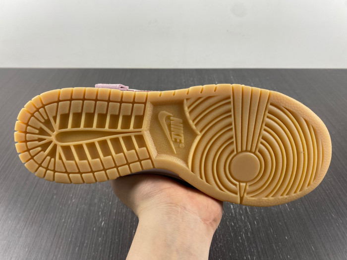 Nike Dunk Low Teddy Bear - DZ5318-640