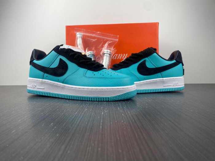 T*f*ny & Co. x Nike Air Force 1 Low DZ1382-002