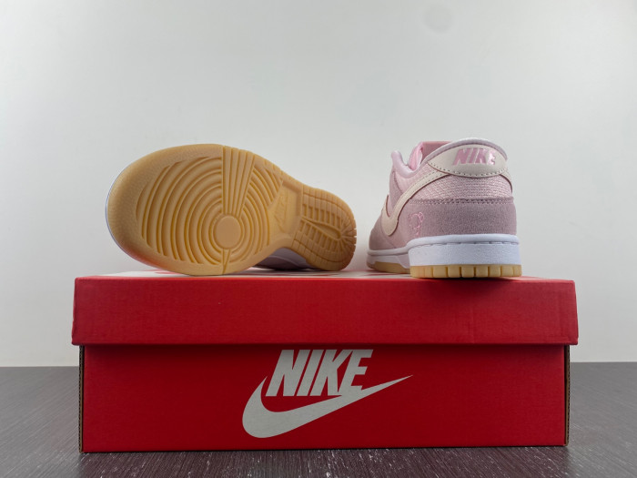 Nike Dunk Low Teddy Bear - DZ5318-640