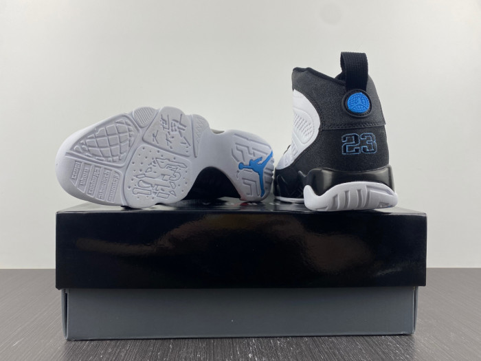 Air Jordan 9 Retro University Blue - CT8019-140