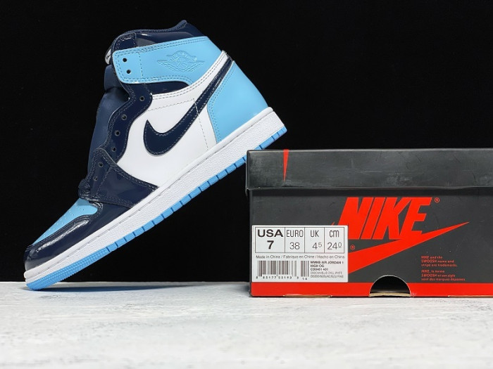 Air Jordan 1 Retro High OG “UNC Patent” CD0461-401