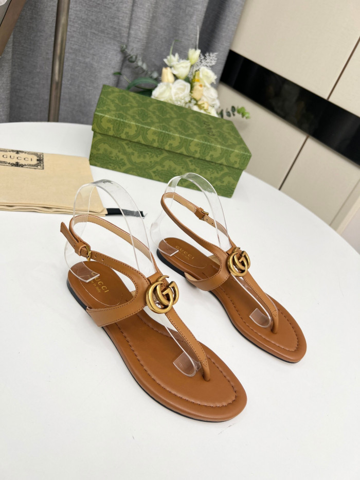 Gvc*1 SANDAL