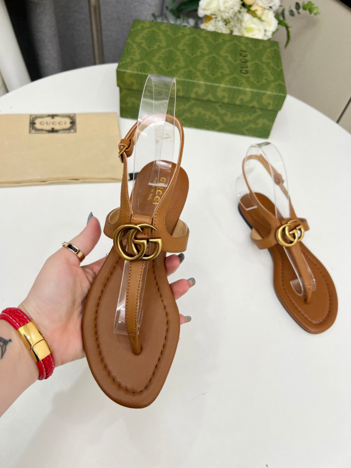 Gvc*1 SANDAL