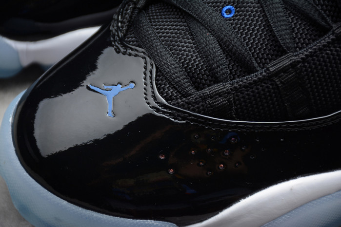 AIR JORDAN 6 RINGS SPACE JAM (2018) 322992-016