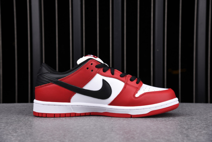 Nike SB Dunk Low "Chicago" BQ6817-600