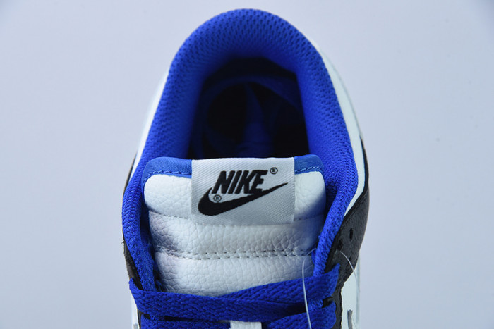 NIKE DUNK LOW “WHITE/BLACK/ROYAL“ FD9064-110