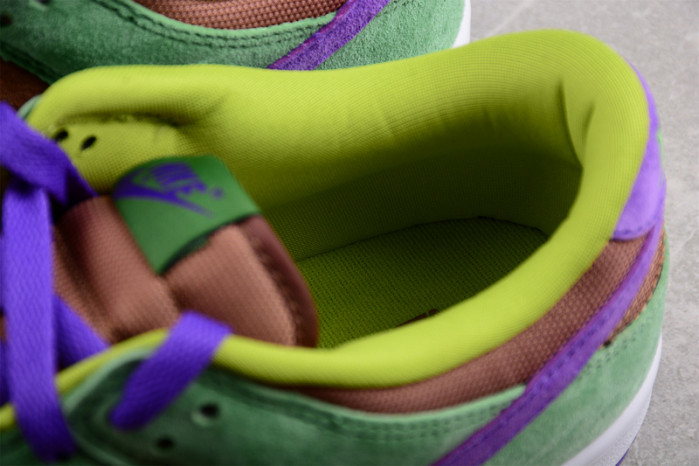 Nike Dunk Low Veneer - DA1469-200