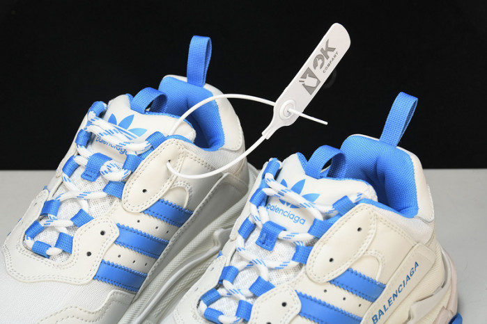 BLCG SNEAKER TRIPLE.S.