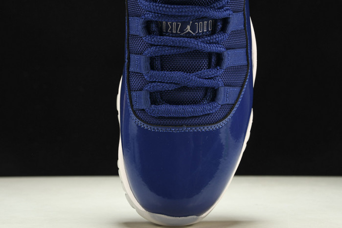 Air Jordan 11 Retro Low 