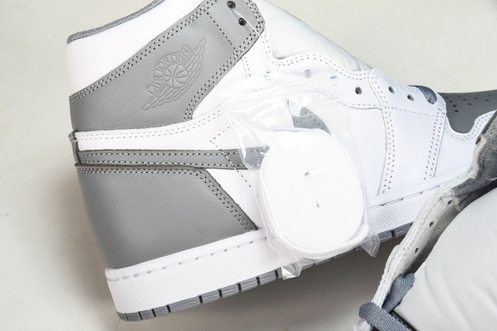 Air Jordan 1 High OG "Stealth" 555088-037