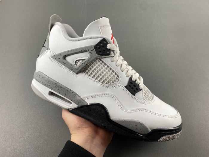 Air Jordan 4 "White Cement" 2025 FV5029-100