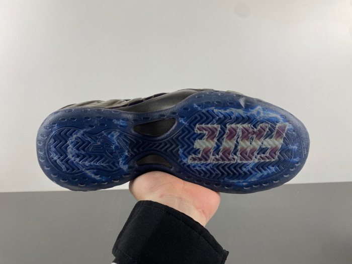 Tekken 8 x Nike Air Foamposite One "Fist" FQ9050-400