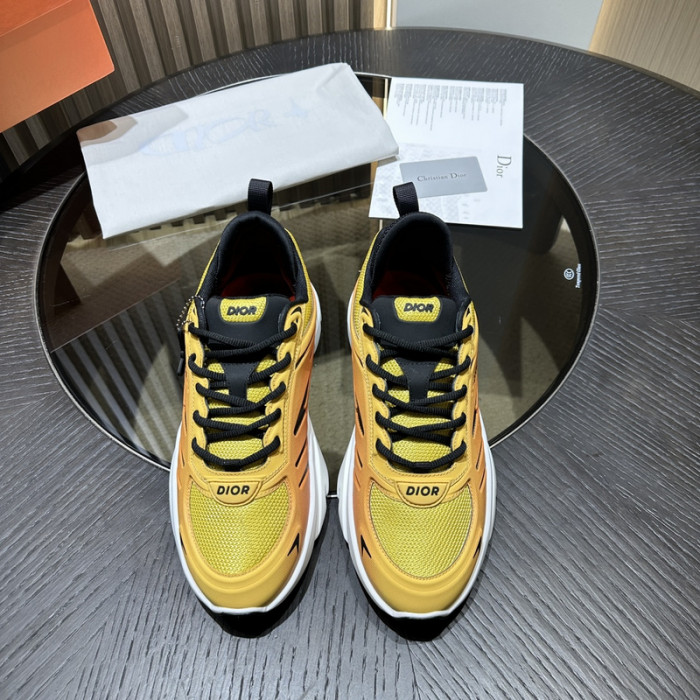 DIO* KAWS B33 SNEAKER