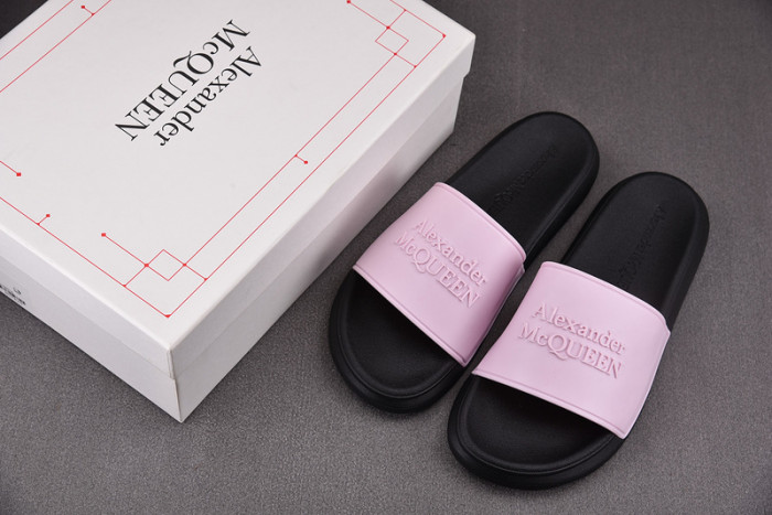 A1exa*der Mcqv*en SANDALS