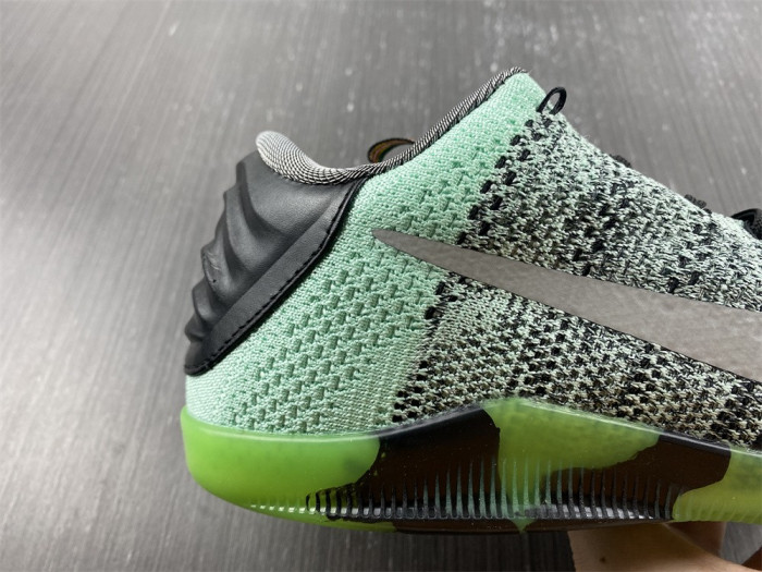 Nike Kobe 11 Elite Low 