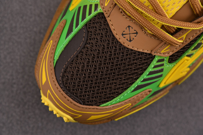 Off-White c/o Virgil Abloh