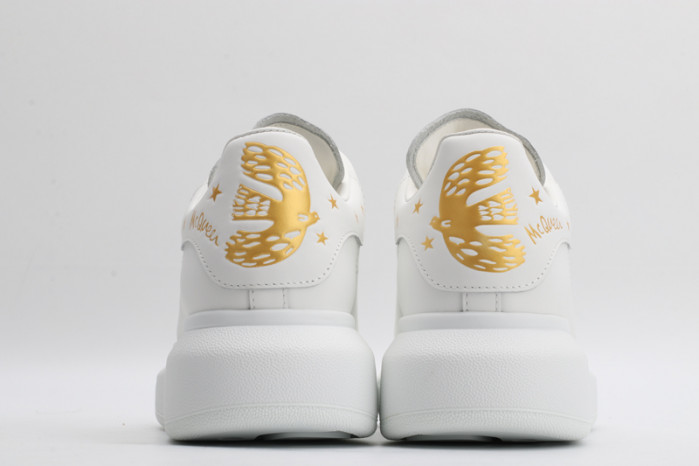 A1exa*der Mcqv*en OVERSIZED