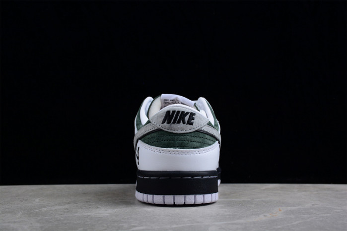 Nk SB Dunk Low "Kobe" LF2428-001