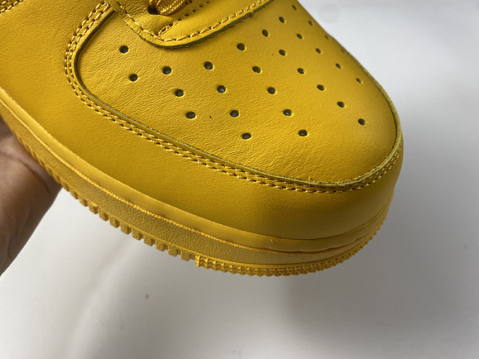 NIKE AIR FORCE 1 UNIVERSITY GOLD DD1876-100