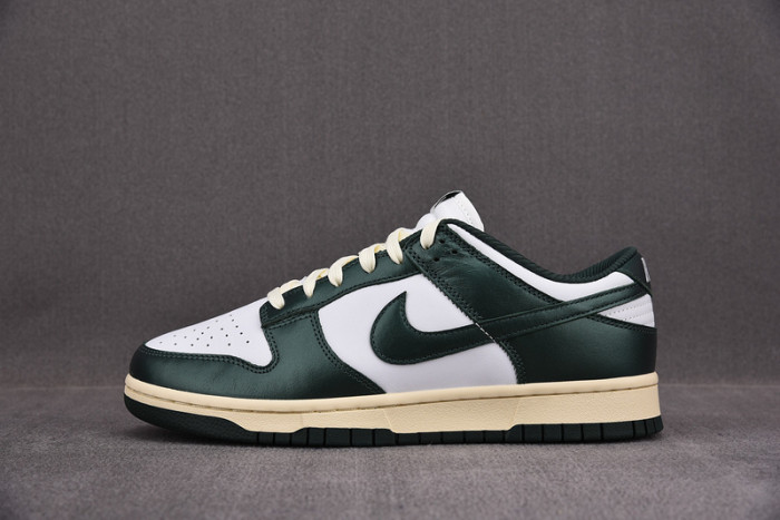 Nike Dunk Low Vintage Green (W) - DQ8580-100