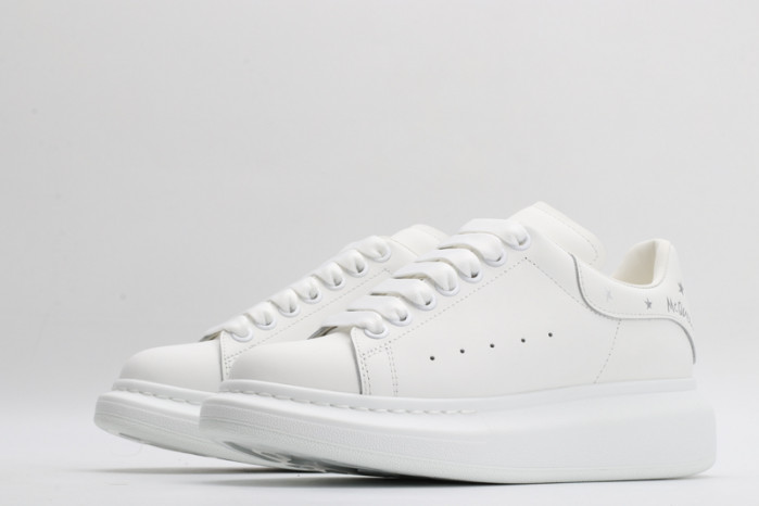 A1exa*der Mcqv*en OVERSIZED