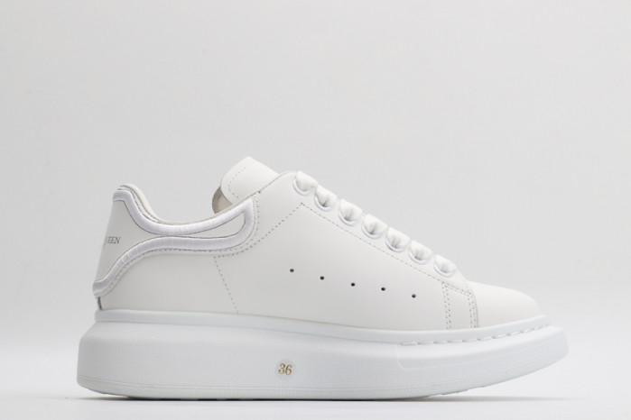 A1exa*der Mcqv*en OVERSIZED