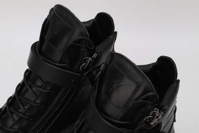 Chr1st1an Louboution Sneakers