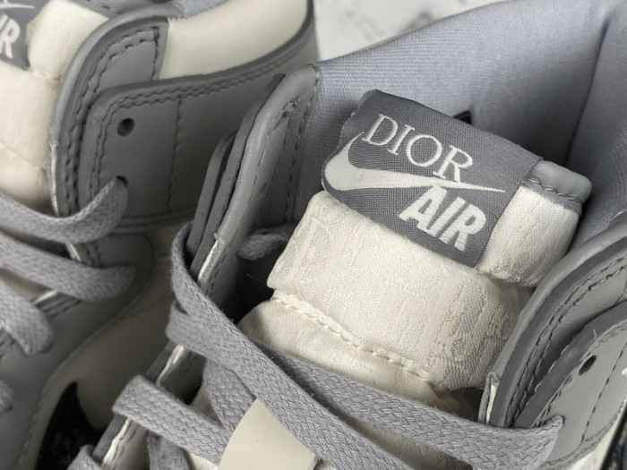 AIR JORDAN 1 HIGH OG CN8607-002 (NEWEST VERSION)