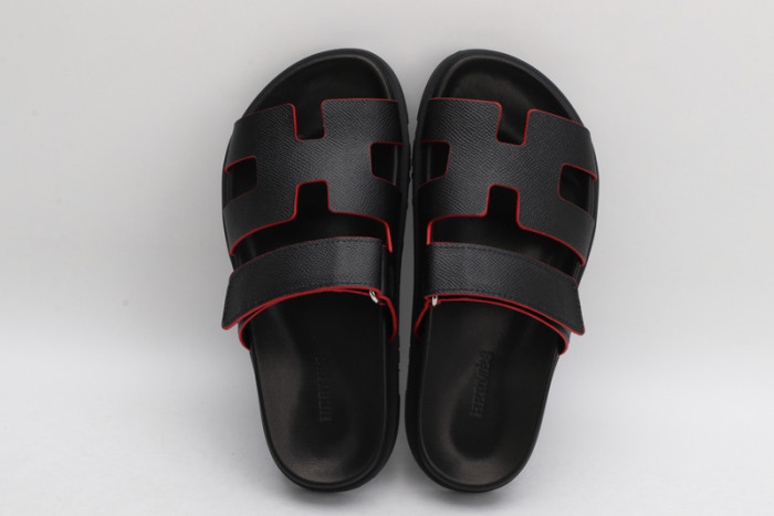 H**me5 SANDALS