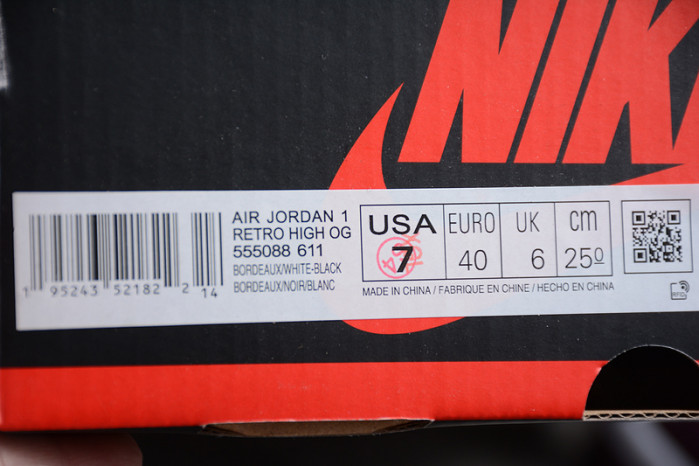 Air Jordan 1 High OG Bordeaux 555088-611