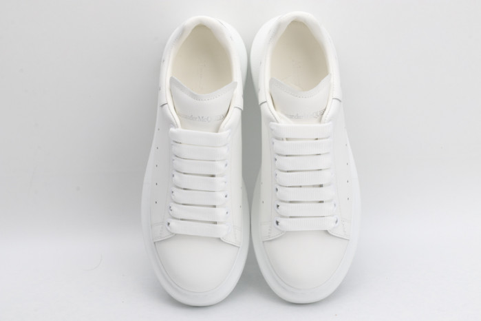 A1exa*der Mcqv*en OVERSIZED