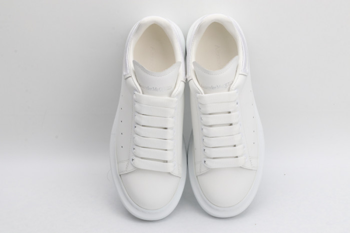 A1exa*der Mcqv*en OVERSIZED