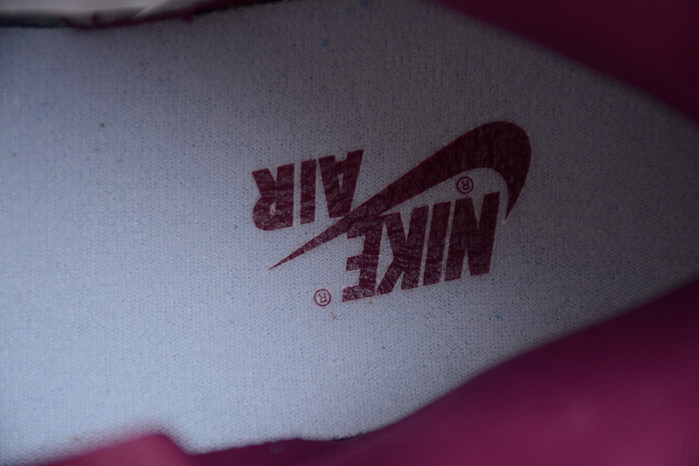 Air Jordan 1 High OG Bordeaux 555088-611