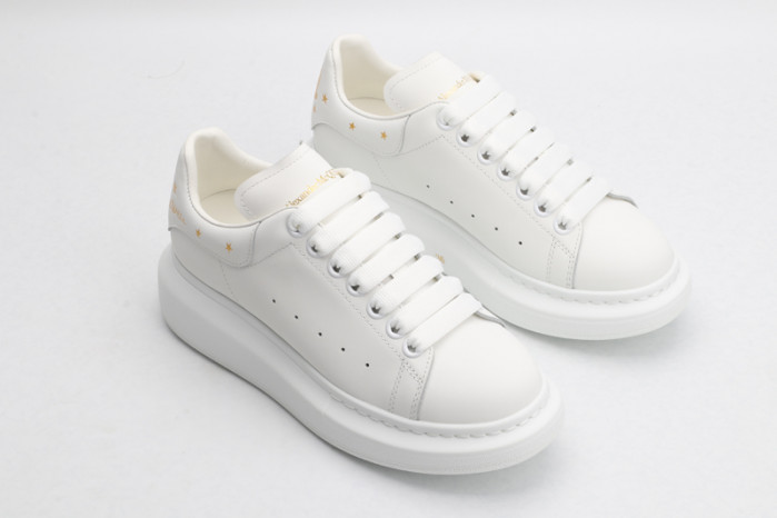 A1exa*der Mcqv*en OVERSIZED