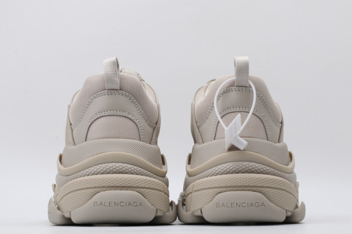 BLCG SNEAKER TRIPLE.S.