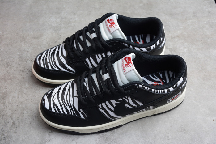Quartersnacks x Nike SB Dunk Low Zebra DM3510-001
