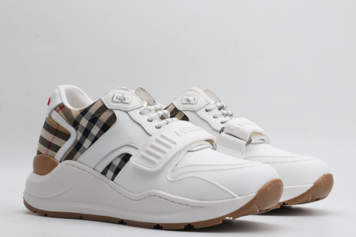 BUBERRY SNEAKER