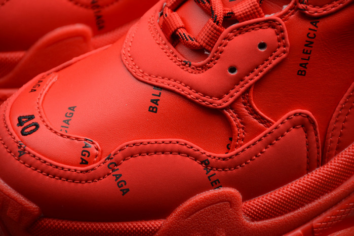 BLCG SNEAKER TRIPLE.S.