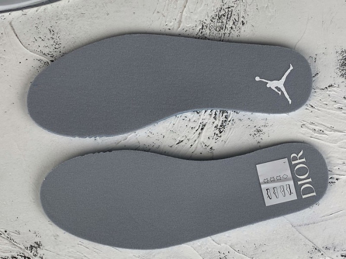 AIR JORDAN 1 HIGH OG CN8607-002 (NEWEST VERSION)