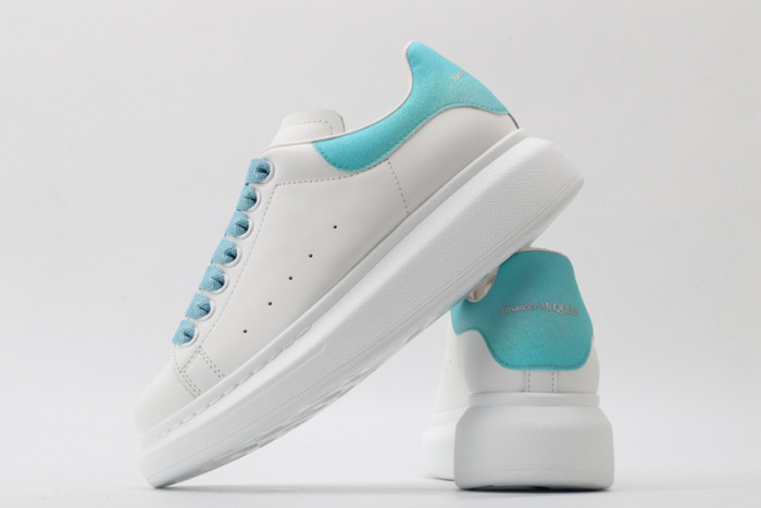 A1exa*der Mcqv*en OVERSIZED