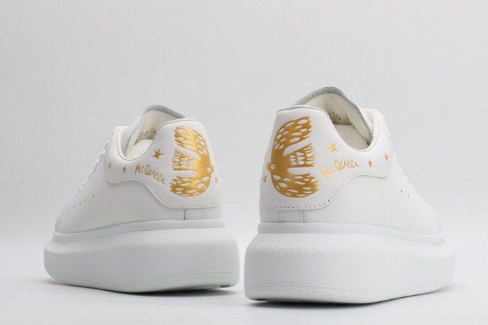 A1exa*der Mcqv*en OVERSIZED