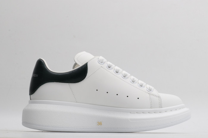 A1exa*der Mcqv*en OVERSIZED