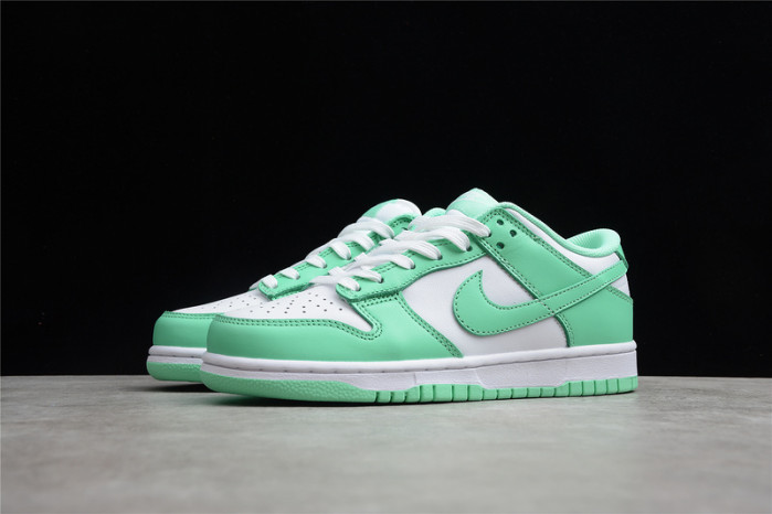 Nike Dunk Low Green Glow (W) - DD1503-105