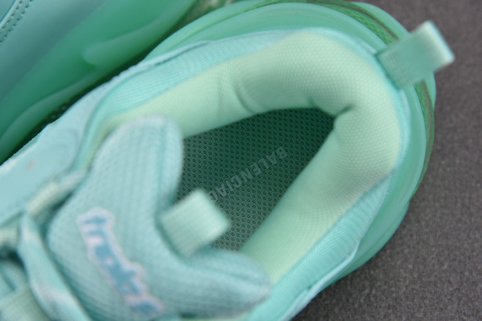 BLCG SNEAKER TRIPLE.S.