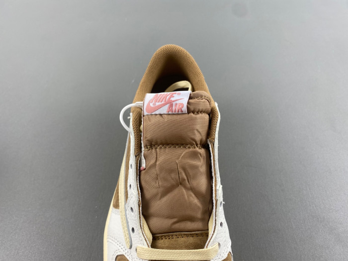 TRAVIS SCOTT X AIR JORDAN 1 LOW OG DM7866-106